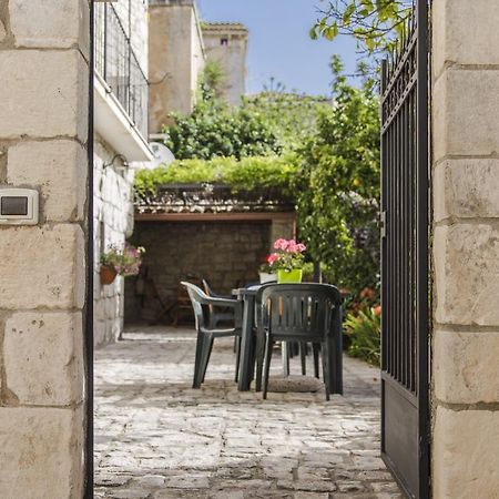 B&B Il Giardino Dei Mandarini 모디카 외부 사진